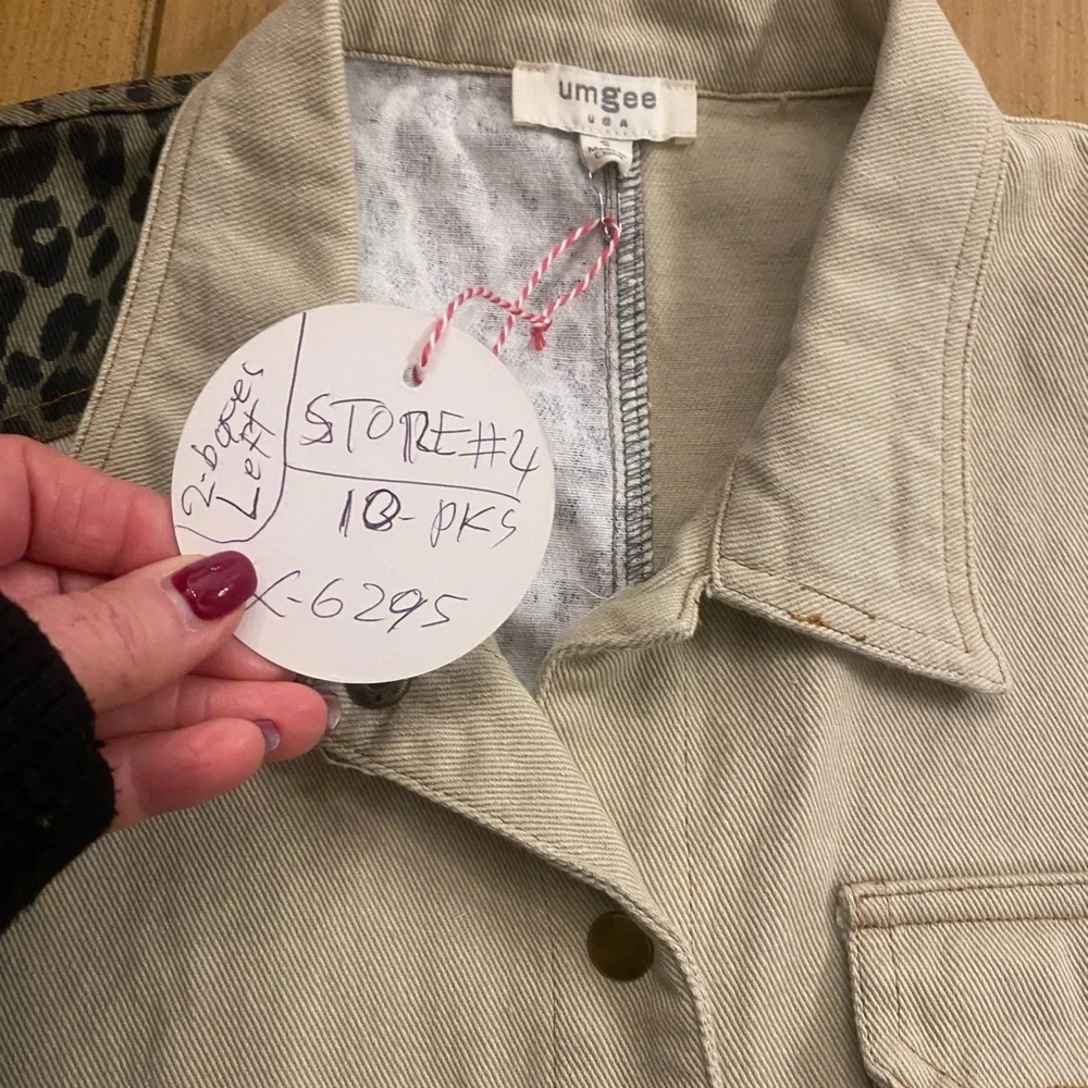 Umgee Women’s Oversized Shacket Denim Corduroy Cotton Top New Size S-M